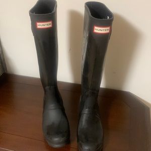 Black Hunter rain boots
